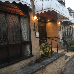  White Lodge Inn  Блэкпул